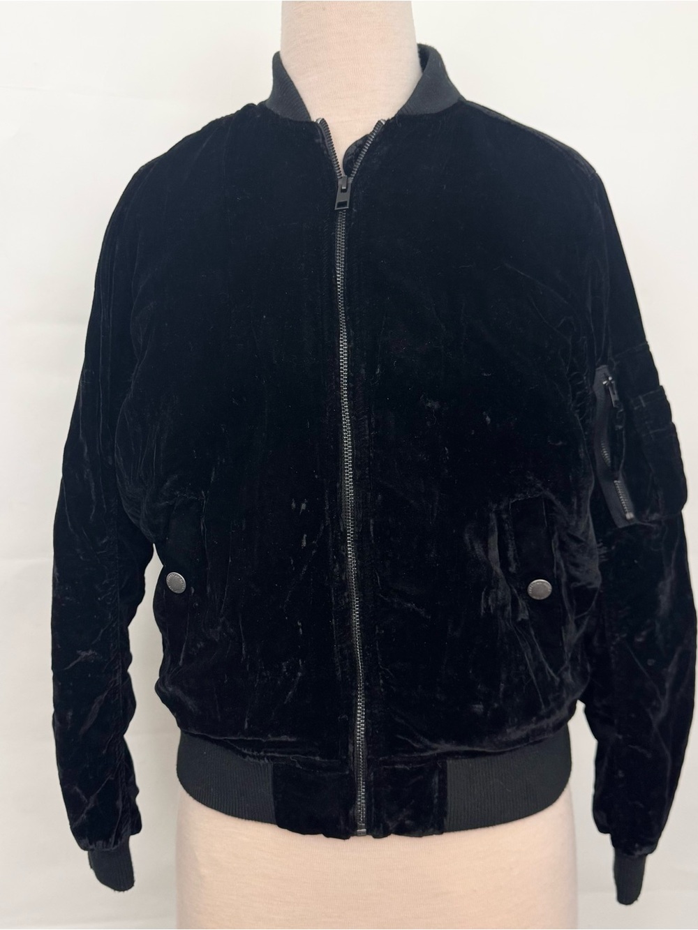 American Eagle AEO Velvet Velour Black Bomber Jacket Zip up small